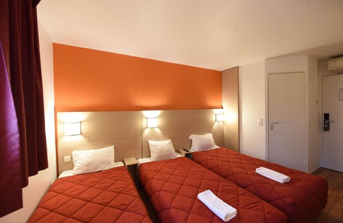 Rosny-sous-Bois Hotel | Budget-Friendly Stay at Première Classe Paris Est - Rosny