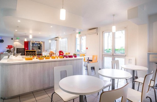 Rosny-sous-Bois Hotel | Budget-Friendly Stay at Première Classe Rosny Sous Bois
