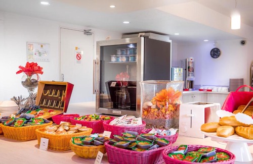 Rosny-sous-Bois Hotel | Budget-Friendly Stay at Première Classe Rosny Sous Bois