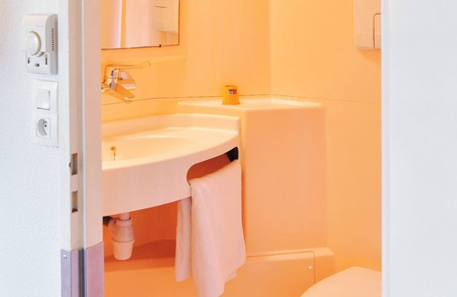 Trignac Hotel | Budget-Friendly Stay at Première Classe Saint Nazaire - Trignac