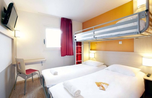 Labege Hotel | Comfortable Stay at Première Classe Toulouse Sud - Labège