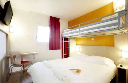 Labege Hotel | Comfortable Stay at Première Classe Toulouse Sud - Labège