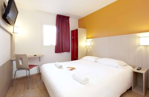 Labege Hotel | Comfortable Stay at Première Classe Toulouse Sud - Labège