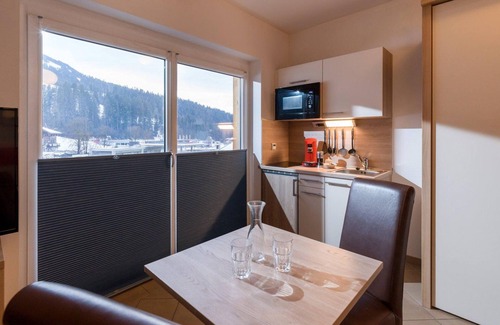 Scheffau am Wilden Kaiser Cottage | Premium-studioappartement Balkon, Küche, Couch - Haus Romeo - Alpine Gay Resort