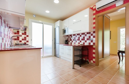 Premia de Dalt Cottage | Premia Villa: Beach & Mountain Getaway with Spa Amenities