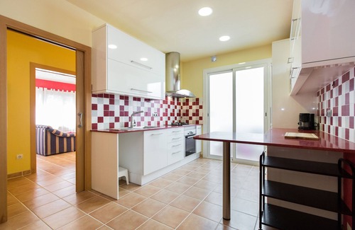Premia de Dalt Cottage | Premia Villa: Beach & Mountain Getaway with Spa Amenities