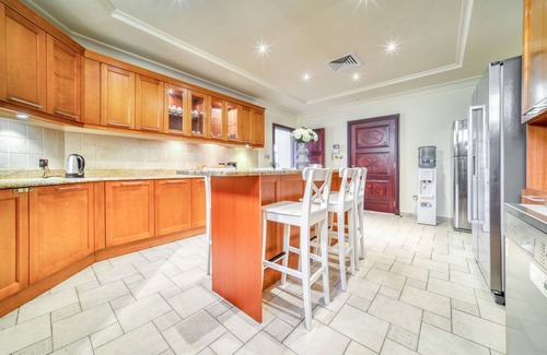 Palm Jumeirah Villa | Experience Palm Villa E41: Ocean View with Private Pool