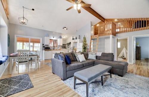 Bushkill House | Comfortable Cabin Retreat - Indoor Pools & Free Amenities