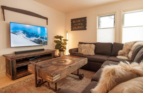 Telluride Apartment | Premier Downtown Telluride Condo with Pool & Hot Tub