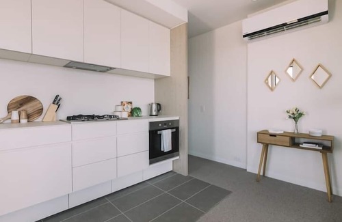 West Melbourne Apartment | Experience Docklands Harbourview with Parking near Marvel Stadium