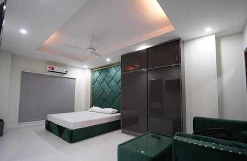 Mirpur Hotel | Premier Heights