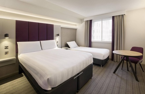 Kendal Hotel | Premier Inn Kendal Central