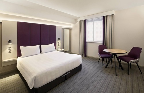 Kendal Hotel | Premier Inn Kendal Central