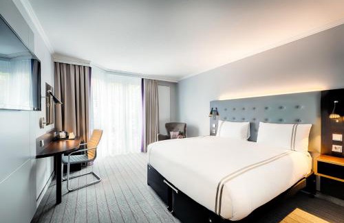 Kurpark Hotel | Discover Premier Inn Stuttgart Bad Cannstatt for Families
