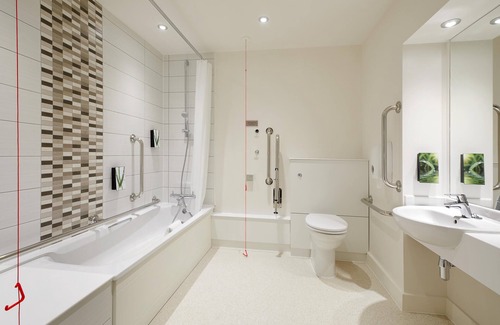 Walsall Hotel | Premier Inn Walsall - M6 J10