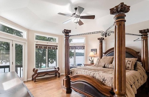 Honeoye House | Premier Lakefront Retreat with Breathtaking Sunset Views