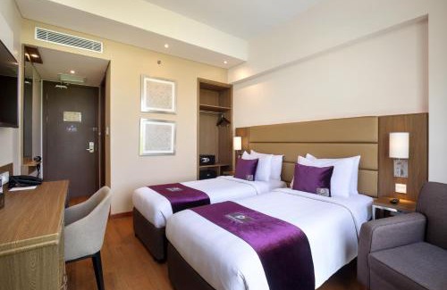 Sidoarjo Hotel | Premier Place Surabaya Airport: Oceanfront Bliss Awaits