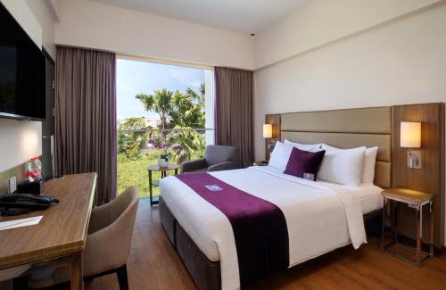 Sidoarjo Hotel | Premier Place Surabaya Airport: Oceanfront Bliss Awaits