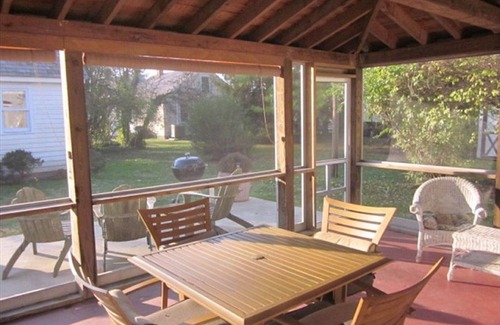 St. Michaels Cottage | Delightful St. Michaels Cottage with Pool & Spa Amenities