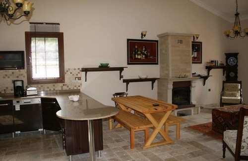 Ula Villa | Premier Villa with Pool & Breathtaking Nature Views