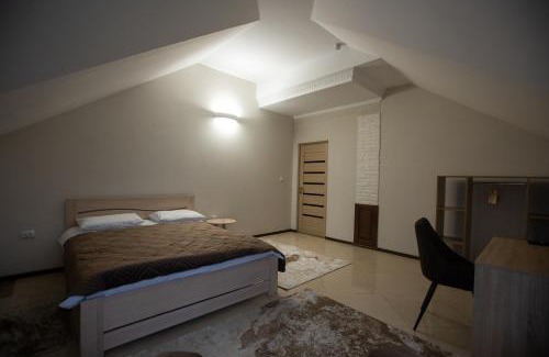 Transcarpathia Hotel | Discover Premiera: Family-Friendly with Breakfast Included