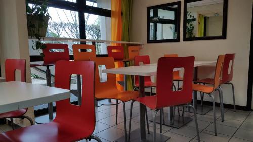 Brive-la-Gaillarde Hotel | Budget-Friendly Stay at Premiere Classe Brive La Gaillarde