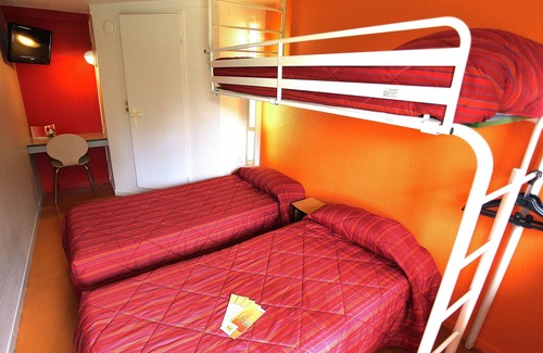 Moirans Hotel | Convenient Stay at Premiere Classe Grenoble Nord - Moirans
