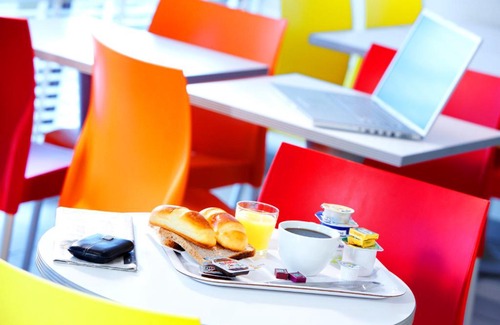 Gieres Hotel | Comfortable Stay at Premiere Classe Grenoble Sud - Gieres