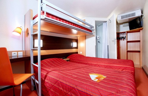 Gueret Hotel | Budget-Friendly Premiere Classe Gueret with Breakfast & Kitchen
