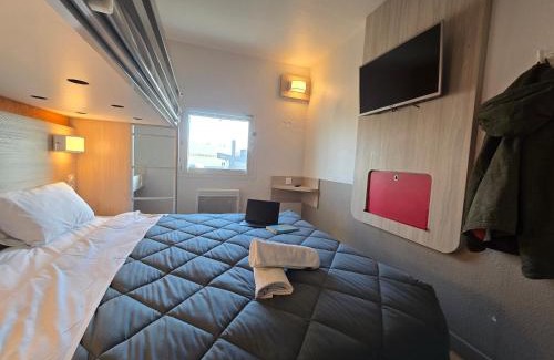 Beynost Hotel | Pet-Friendly Comfort at Premiere Classe Lyon Beynost