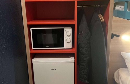 Dardilly Hotel | Budget-Friendly Premiere Classe Lyon Nord with Breakfast