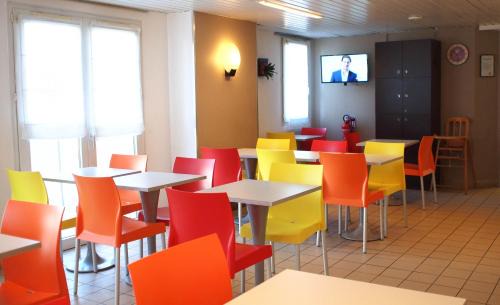 Souche Hotel | Budget-Friendly Stay at Premiere Classe Niort Est - Chauray