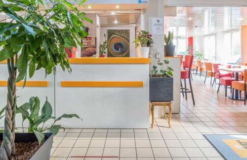 Barentin Hotel | Budget-Friendly Stay at Premiere Classe Rouen Nord - Barentin