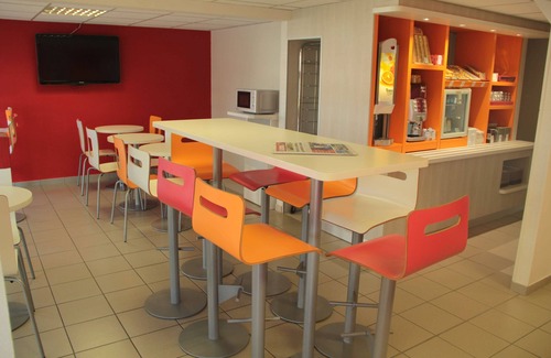 Soissons Hotel | Budget-Friendly Stay at Premiere Classe Soissons with Breakfast