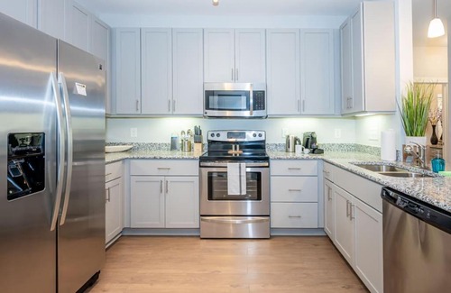 Morrisville Apartment | Modern 2BR Suite with Gym and Pool Access Awaits You