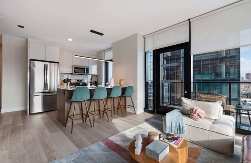 West Loop Apartment | Top-Rated Cloud9 Corner Apartment with Gym & Spa Access