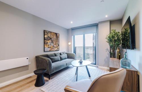 Holbeck Apartment | Modern 3 Bed Retreat in City Centre - Family-Friendly Stay