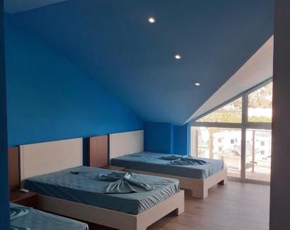 Shengjin Apartment | Enjoy Beachfront Studio Holidays with Top Guest Ratings