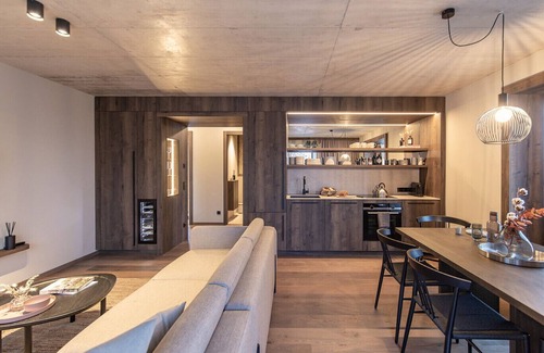 Haus im Ennstal Apartment | Premium Apartment with Sauna, Garden & 9.6/10 Rating