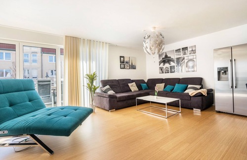 Finsterwalde Apartment | Top-Rated 'Sängerstadt Flat Ernst' with Terrace & Wi-Fi