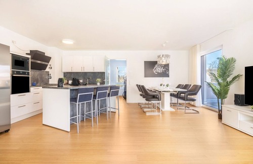 Finsterwalde Apartment | Top-Rated 'Sängerstadt Flat Ernst' with Terrace & Wi-Fi
