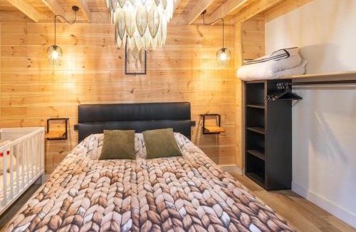 Biron Ski Chalet | Relaxing Chalet in Erez e with Private Sauna & Spa Amenities