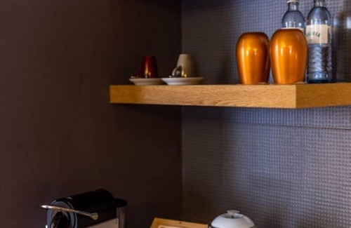 Altstadt House | Elegant Double Room with Ocean View at Goldgasse Hotel
