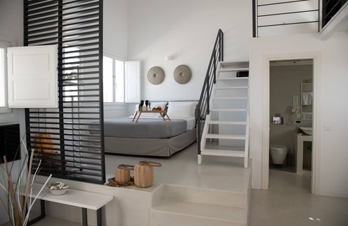 Ano Meria Villa | Discover Villa Jasdero: 2 Bedrooms & Scenic Sea Views