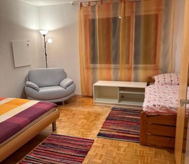 Frommern Apartment | Stylish Handwerker Zimmer for Your Next Getaway