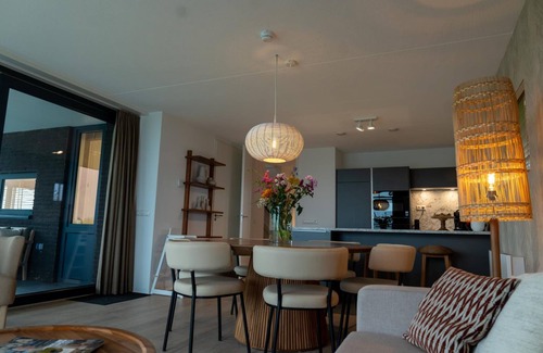 Thorn Villa | Discover Premium Island Retreat for 6 in Thorn