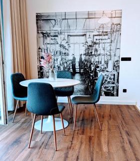 Altendorf Apartment | Stylish Loft in Trendy District with Free Wi-Fi & Parking