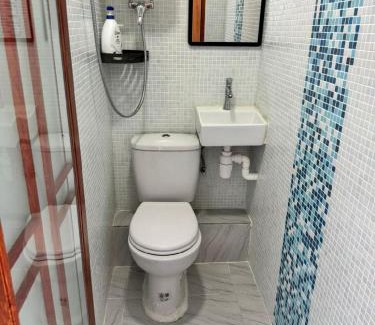 Tsim Sha Tsui House | Eco-Friendly Premium Lounge with Breakfast & Family Perks