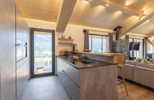 Haus im Ennstal House | Premium mit 5 Schlafzimmern, Sauna &Pool by Interhome