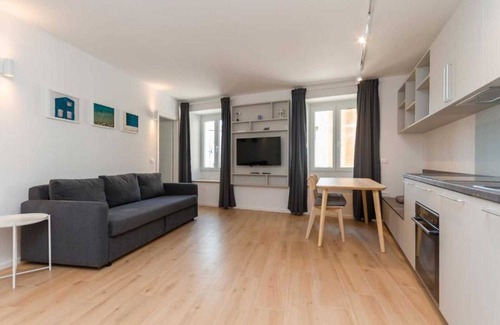 Piran Apartment | Top-Rated City Center Apartment Tartini 2 in Piran